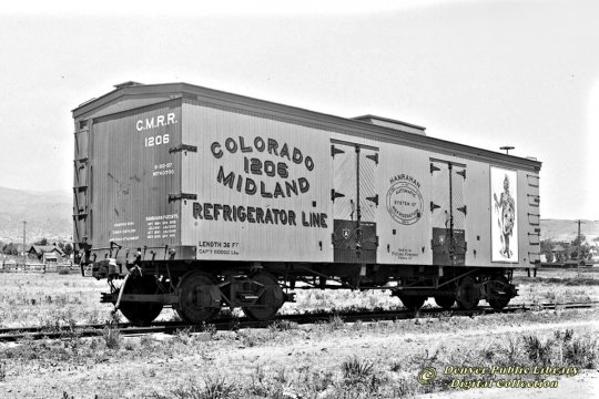 Seitdem ich mich nun so ein bisschen bei Facebook austausche, finde ich immer wieder Bilder, wo ich einen besonderen Bezug dazu habe - wie dieser Reefer der Colorado Midland RR.